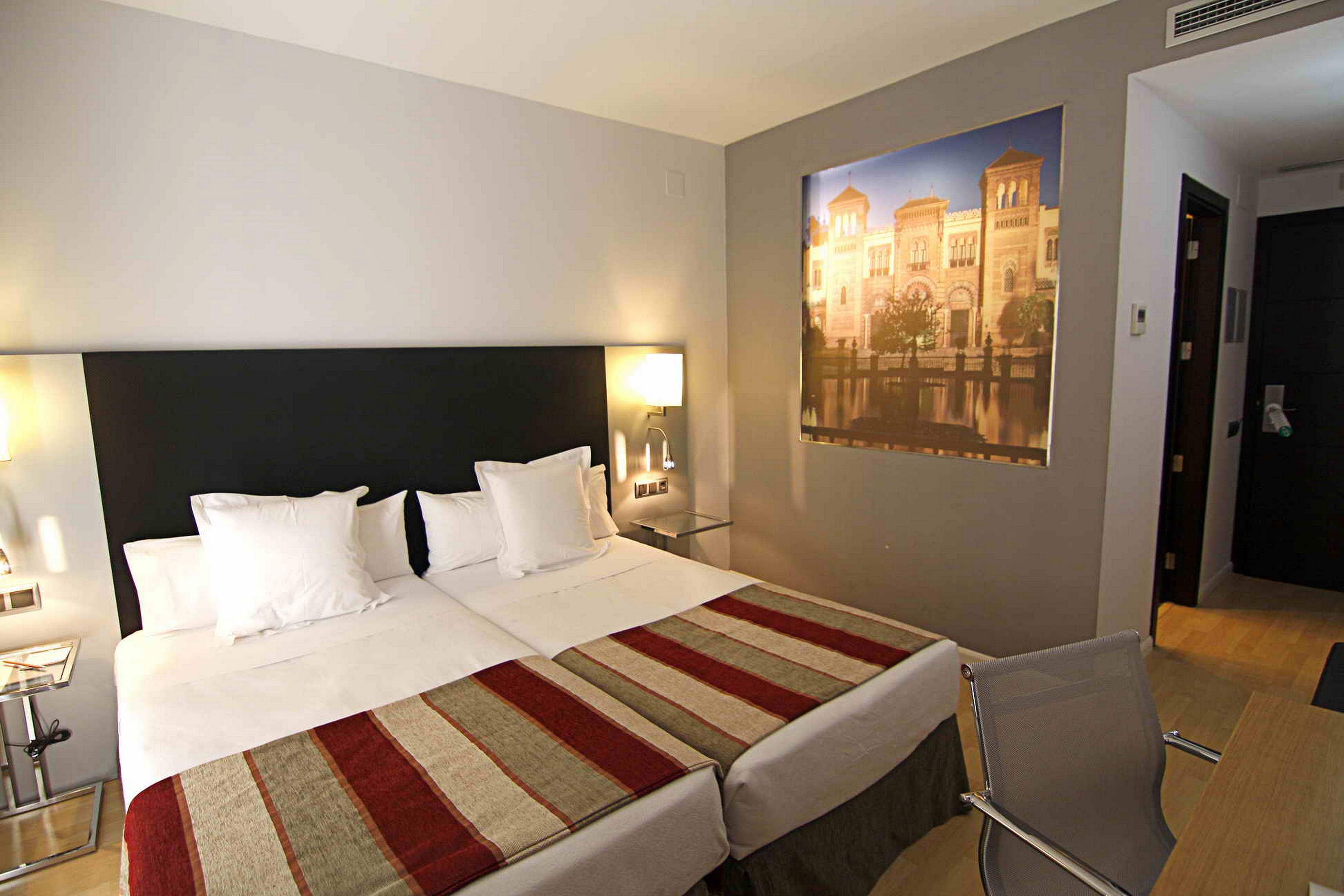 Hotel San Gil Sevilla Eksteriør bilde